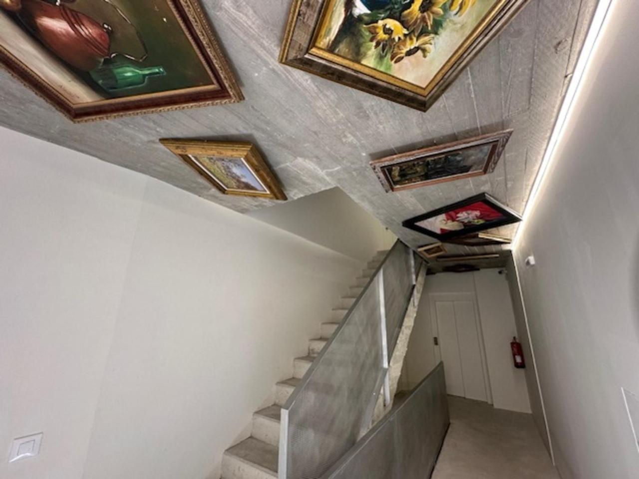 Urbe10 The Gallery Apartment